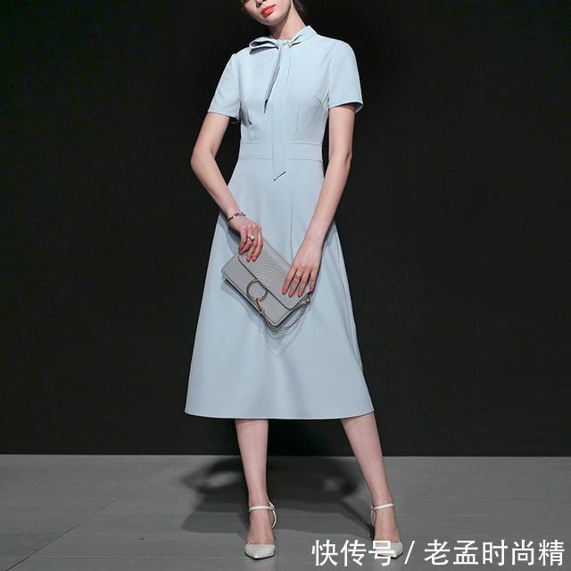 收腰 时尚裙装 ,让你瞬变时尚达人范,艳压群芳