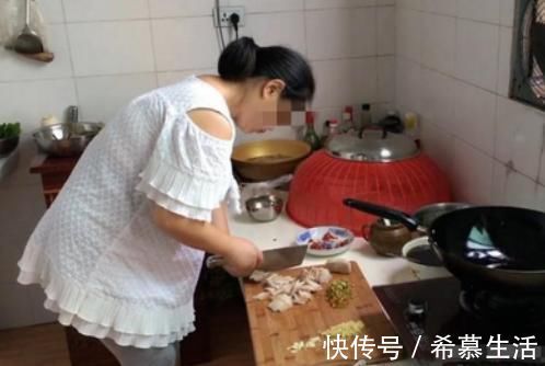 发育|怀孕期间,孕妈妈尽量别吃这“3种饭”,对胎儿发育没好处