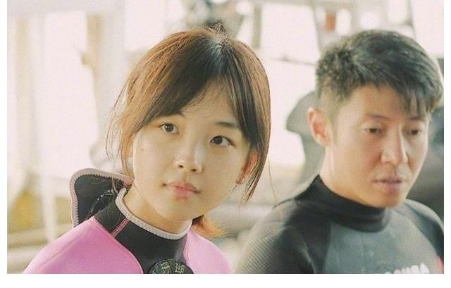 王冰冰撒貝寧沒化妝就錄節目，揭開綜藝明星“偽素顏”的假面具