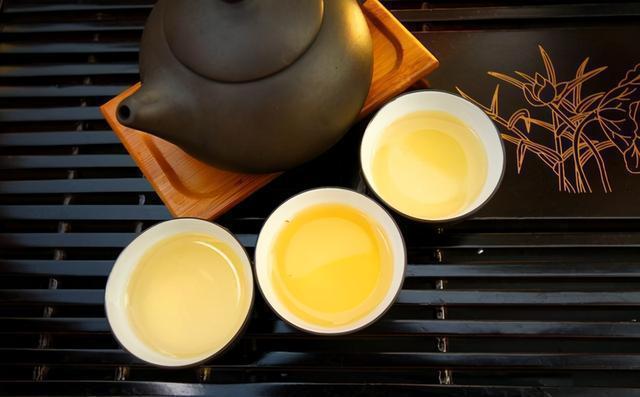 血管堵塞的人,早上会出现3种情况,若没有,恭喜血管保养的很好