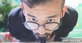 作画|艺术家用舌头作画 仅用20分钟完成惊世画作