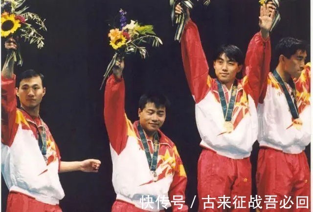 国家体育总局|国乒文体恋仅蔡振华圆满,相濡以沫34年,曾和妻子住15平米小屋