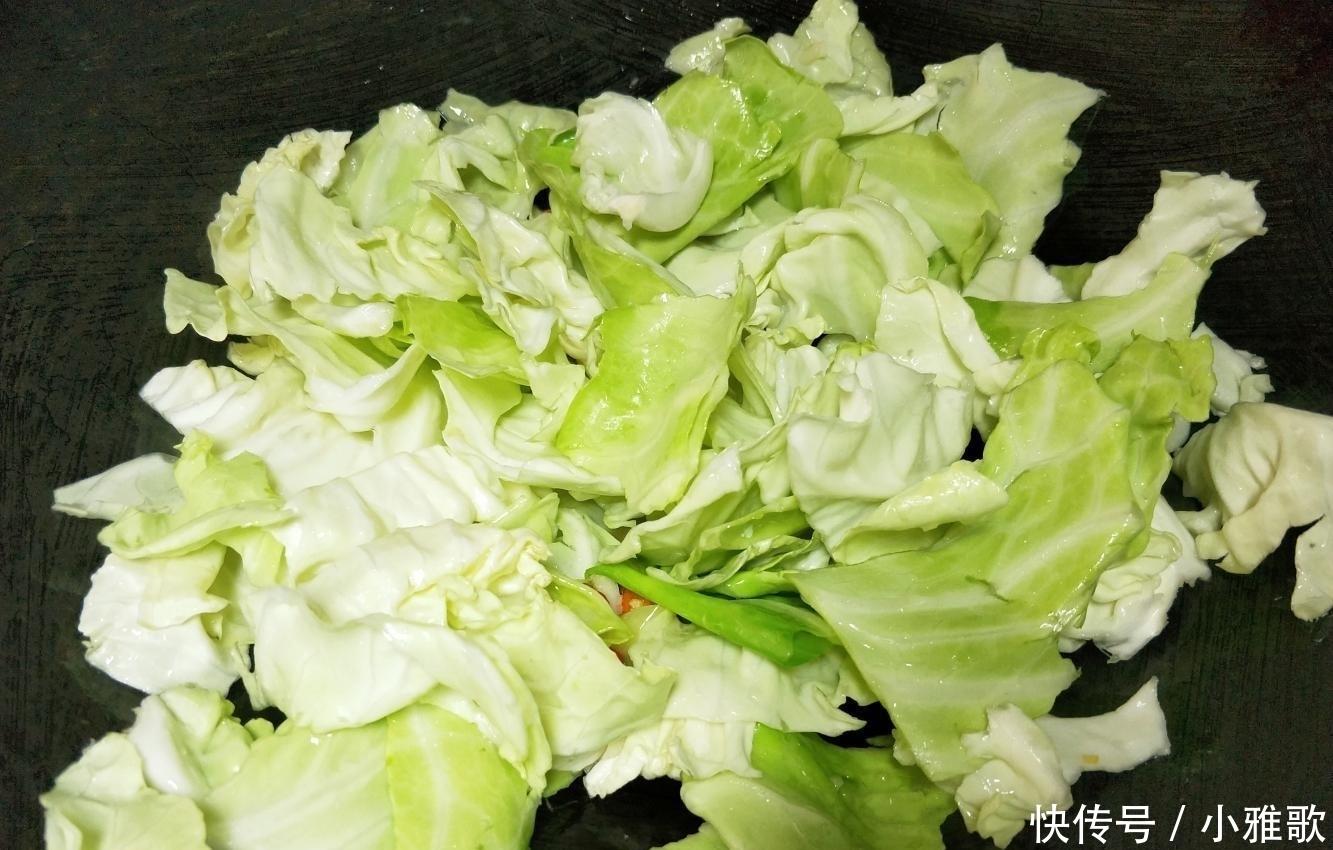 骨骼|这菜要多给小孩吃, 促进骨骼生长, 保护视力还补脑, 好吃容易做!