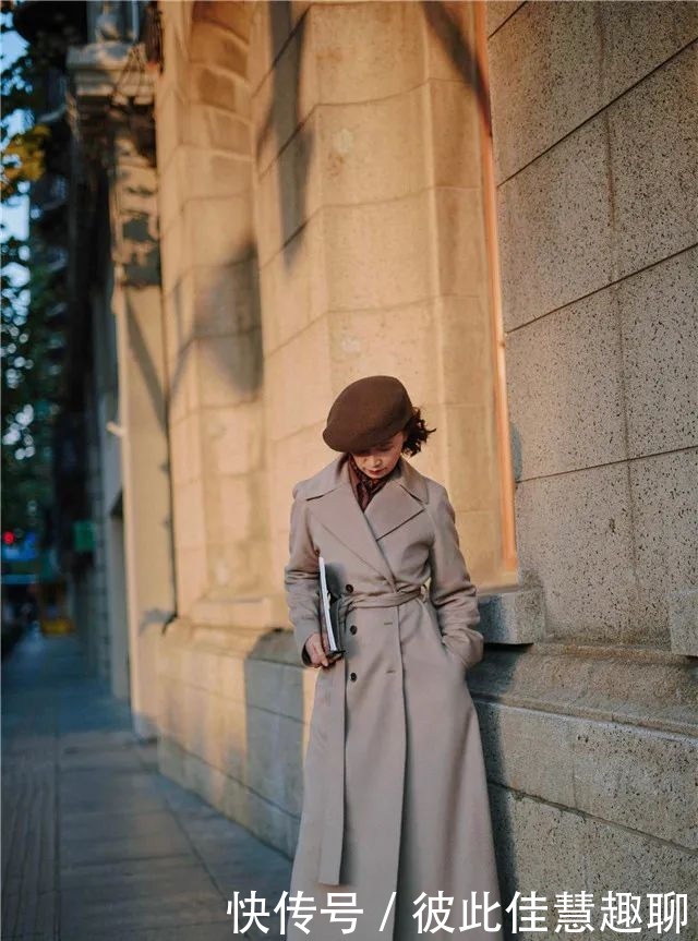 中年女人的穿搭示范,太有气质了