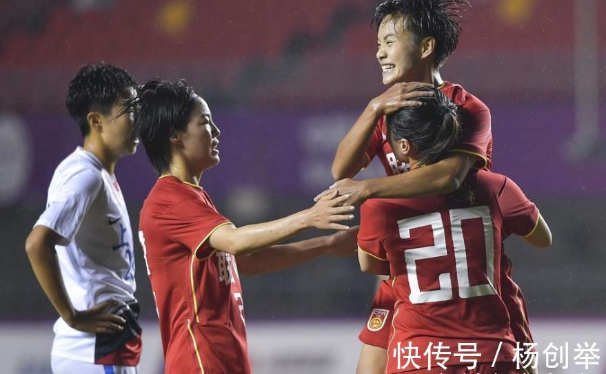 女足亚洲杯|中国女足新帅55岁生日,队长吴海燕罕见发声,1老将表态令人意外