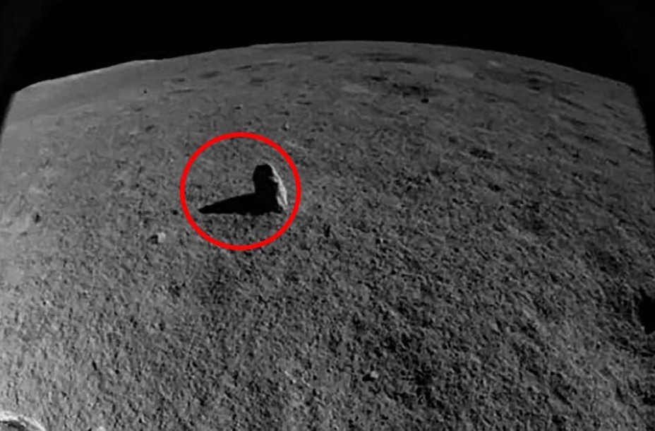 玉兔二号拍到“发光石”!周围有新鲜痕迹,到底是如何来的?
