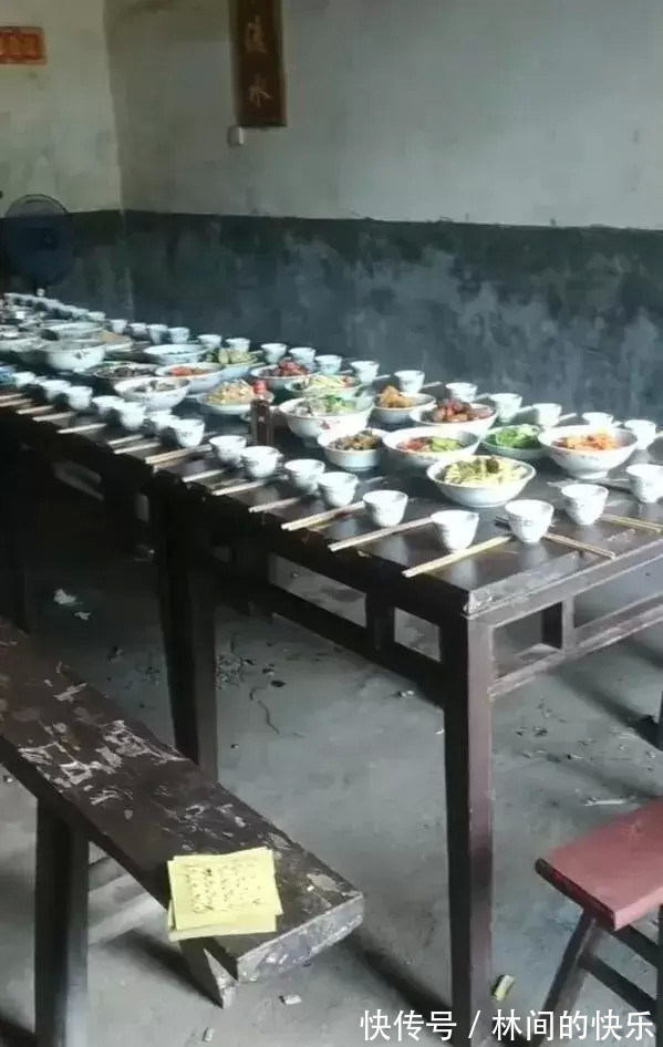 |今日段子：我给北方的朋友普及一下，这是我们南方的跨界请客！