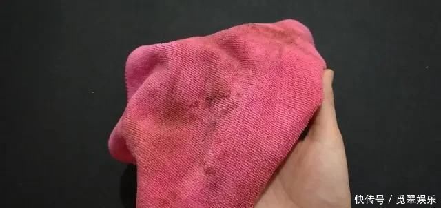 抹布|厨房抹布脏了千万别扔，只需用纯碱泡一泡，立马焕然一新，实用