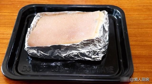 大蒜粉|夏季，我家就爱这样吃五花肉，当追剧的小零食，越嚼越香