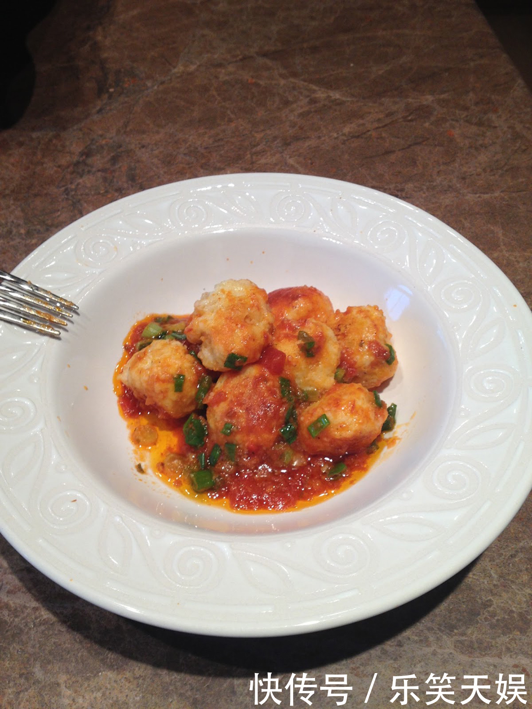 土豆这么做老人孩子都爱吃,超简单、零失败,就差没把碗底舔光了