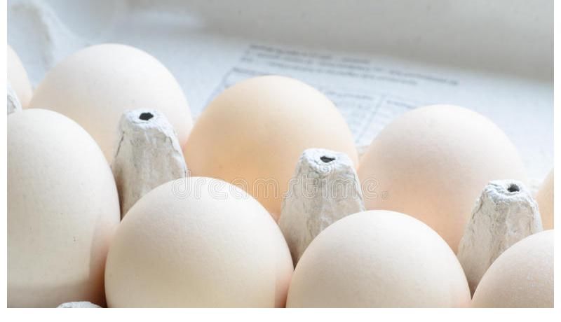 骨质疏松|鸡蛋是骨质疏松“发物”?骨科主任:若想骨头强健,3物劝你少碰