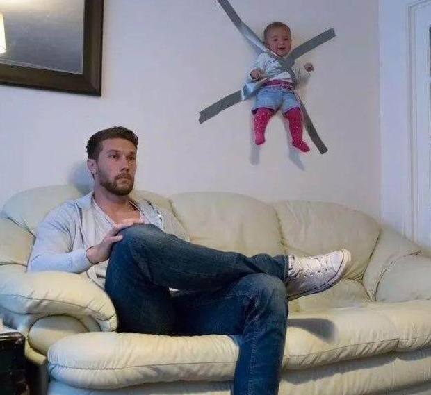 |搞笑图片幽默段子笑话狗狗瞧你很忧郁的样子啊,可别想不开呢