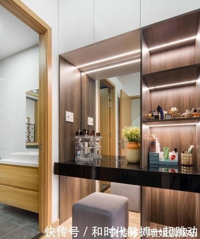 壁挂电视|卖掉城里100㎡,回农村建230㎡别墅,一楼院子顶楼露台,生活安逸