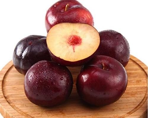 便秘|女人福音来了,不想变老常吃3物,缓解便秘,消除口臭,气色更好