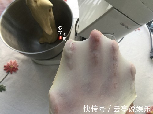 自从我学会火腿肠面包这做法,我家一周做一次,营养健康还省钱