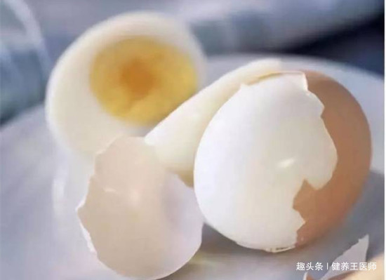 玉米黄素|早上吃鸡蛋，要避开2种“错误”，不然吃亏的是自己，别不当回事