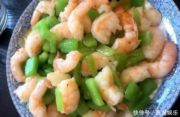 女人爱美要会吃,常吃三种美食,美容养颜,养护肌肤,好处多多
