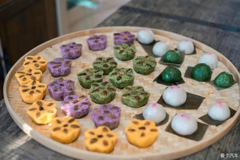 老年|走进富有年味的周庄