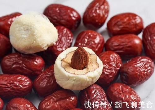 棉花糖|一夜爆火的网红奶枣到底有多好吃?奶香浓郁酥脆,没有黄油也能做