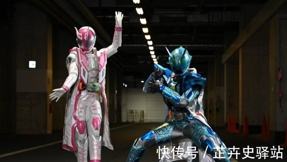 罪魂|假面骑士剑锋外传：花音化身成为粉色罪魂，又一对兄妹骑士诞生了