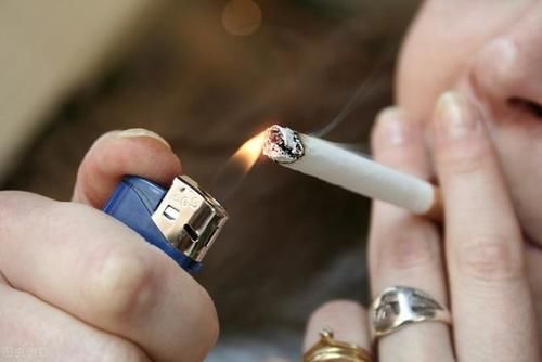  抽烟|吸烟者，即使无法戒烟，为了健康，也要尽量少在这4个时间点抽烟