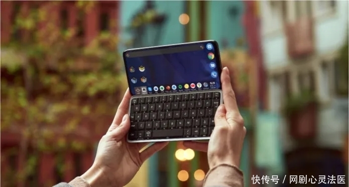 首款全键盘5G手机面世:天玑800配滑盖