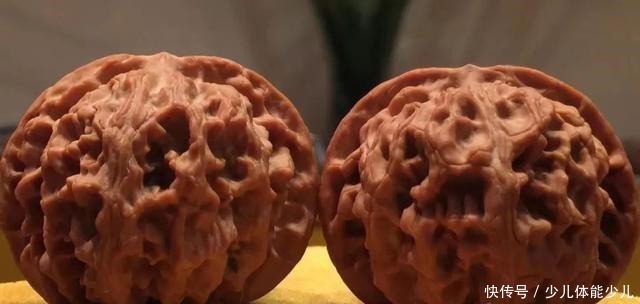 尺寸|文玩核桃盘玩,女士该如何选择!