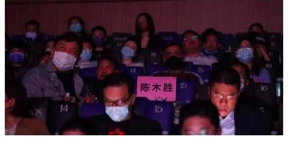 导演|《怒火重案》票房超过11亿,问鼎港片前五,谢霆锋这一仗打得漂亮