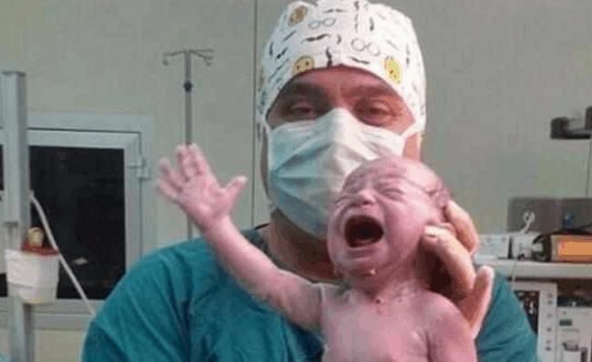 宝宝|新生儿若有这3种表现,其实是在暗示妈妈:我在娘胎里过得很滋润