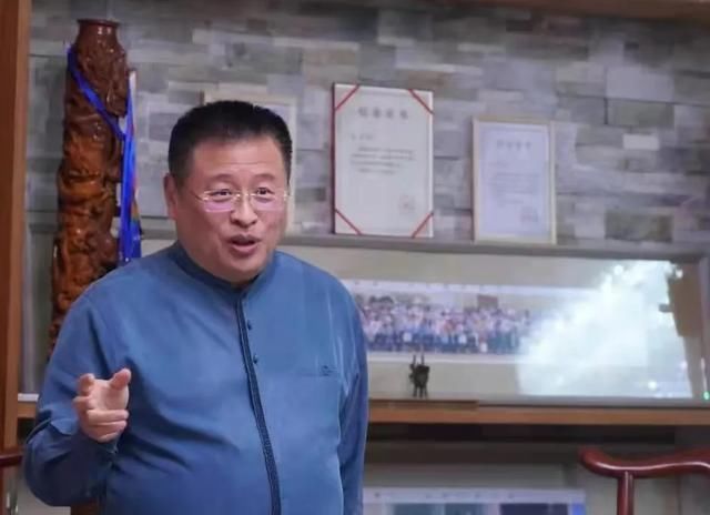 听读曲波:家国情怀铸就红色音乐史诗--威海市中华文化促进会五一文化活动日侧记
