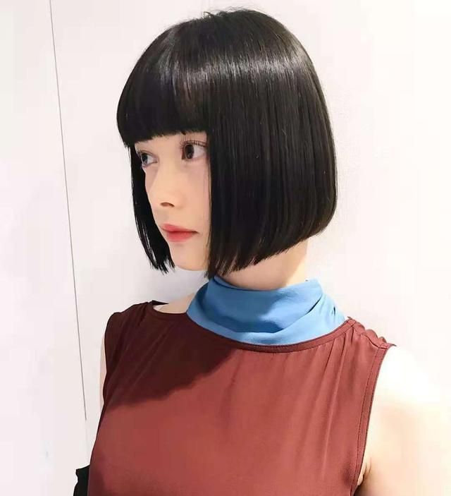 好看不用打理的女短发,不烫不染无需造型,时尚减龄又显发量