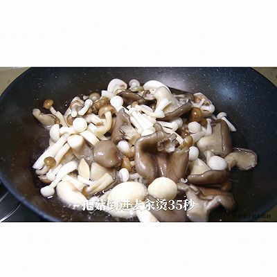 静香|杂菇焖豆腐