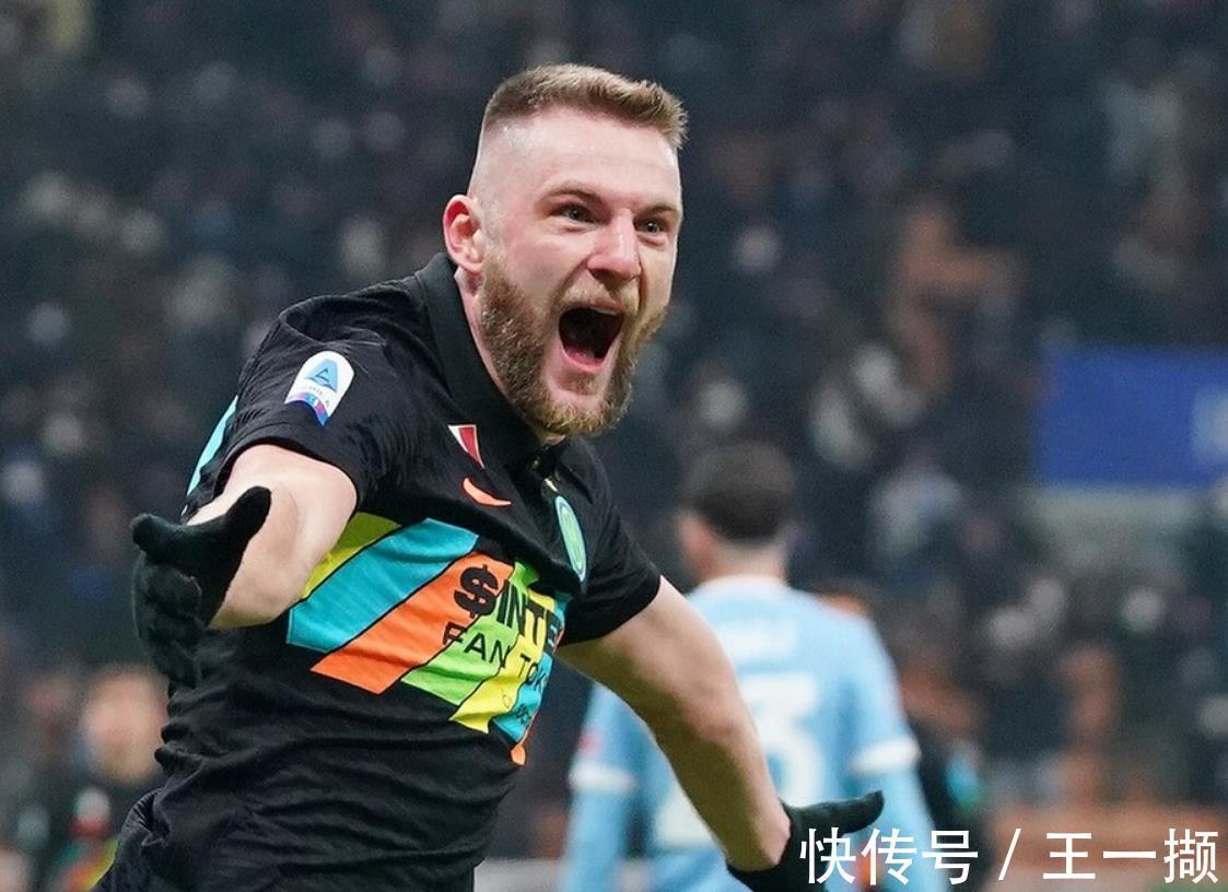 国米|2-1!小因扎吉神了!国米继续狂飙:8连胜领跑,领先米兰1分