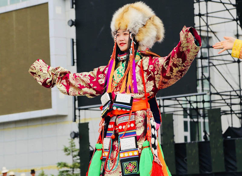 博览会|青海20支服装队伍亮相藏族服饰展演