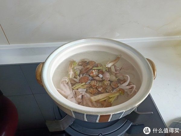 小鱿鱼|想贴秋膘,从这碗汤开始吧!随手一煮鲜掉眉毛,太简单