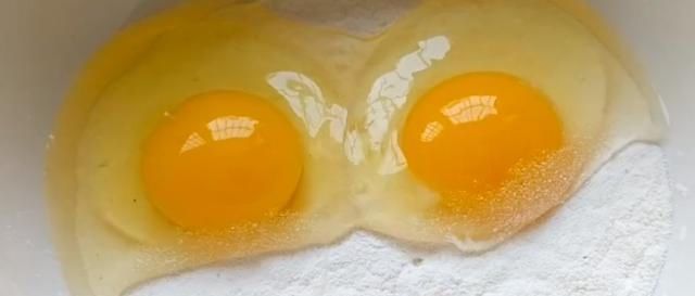 孩子|糯米粉加2个鸡蛋百吃不厌的做法,我家一周吃6次,孩子每次吃光光