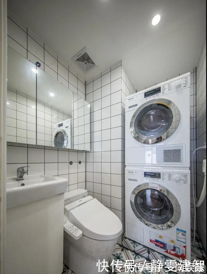 毛巾架|千万不要浪费你家卫生间5个位置!一个小设计,让空间利用率翻倍