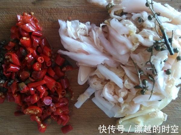 酸菜鱼新做法,好吃到爆,八成正宗,二成创新,没有一点土腥味!