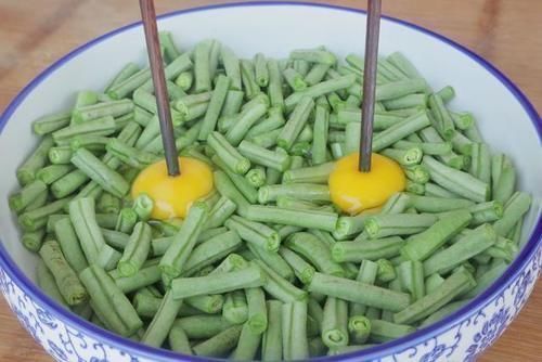 小米椒|夏天,碰到这菜我从不放过,1斤不到2块钱,家人常吃对脾胃好