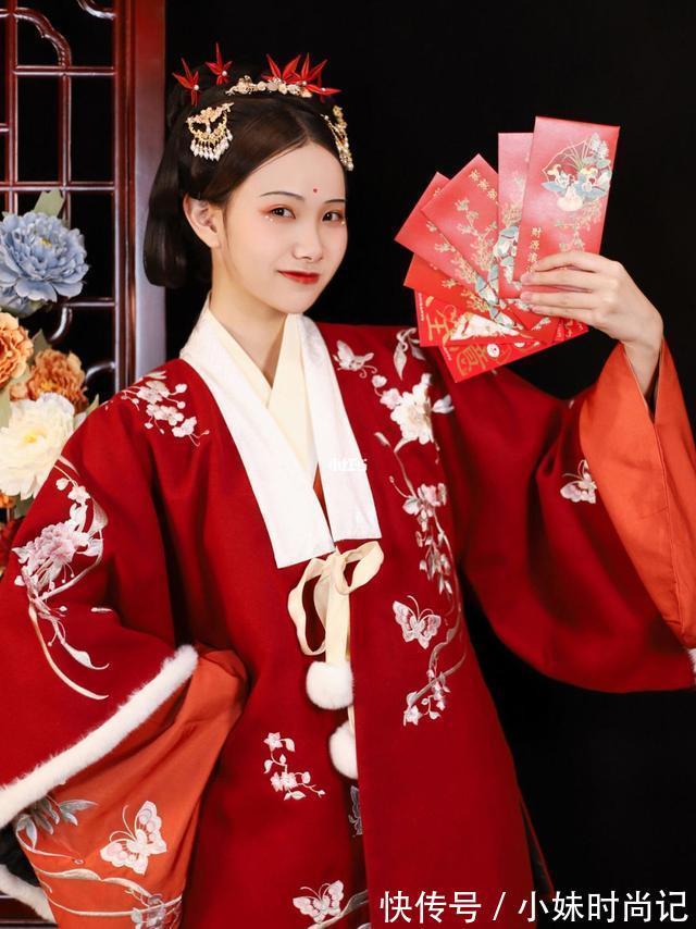 时尚|新年战袍赶紧安排起来!内搭外搭超级百搭,关键显气质