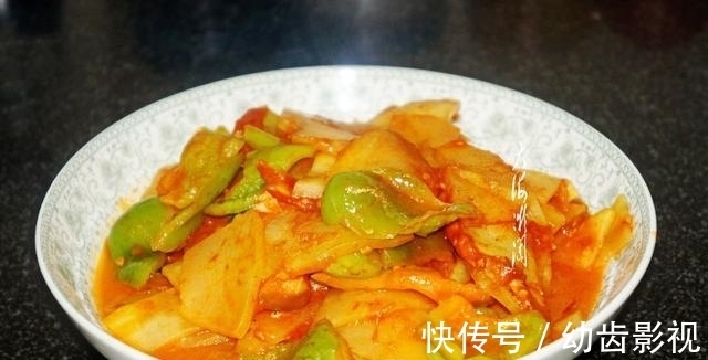 青椒|秋天，女人要多吃这菜，维C含量高，营养防燥，皮肤好不显老