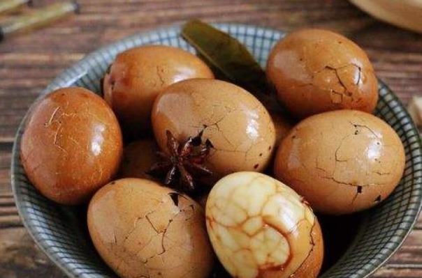 茶鸡蛋|早上一个鸡蛋好处多多,但切记要“4不”,吃错还有中毒的危险