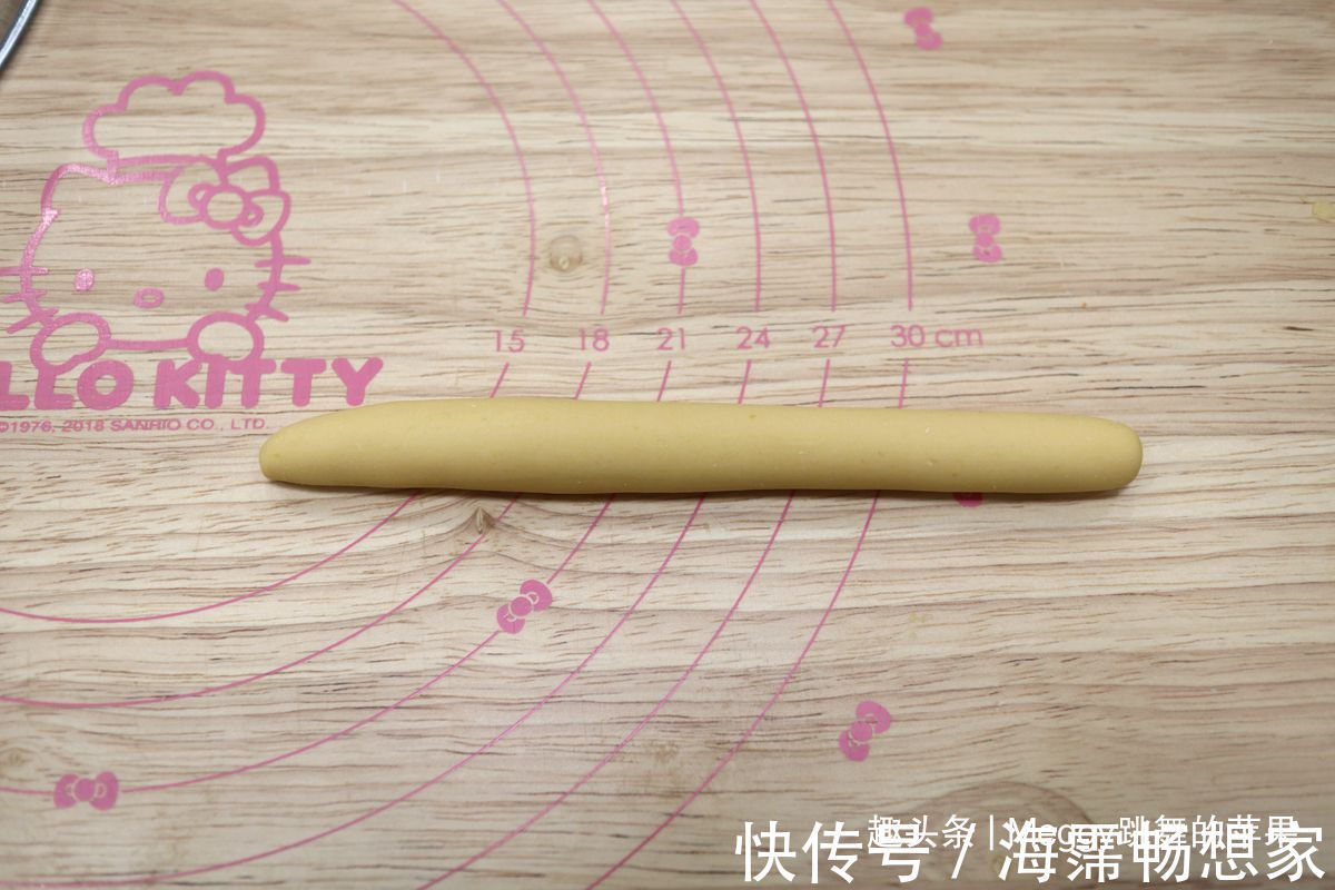 面团|一次发酵的向日葵馒头，端上桌惊艳了，光滑细腻暄软还能省60分钟