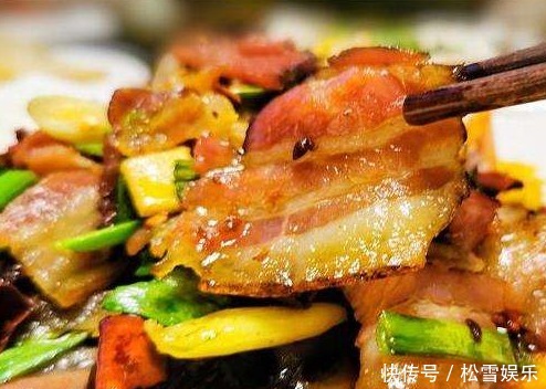 炒腊肉时,直接下锅炒就错了!多加1步,腊肉柔软又筋道,无腥味