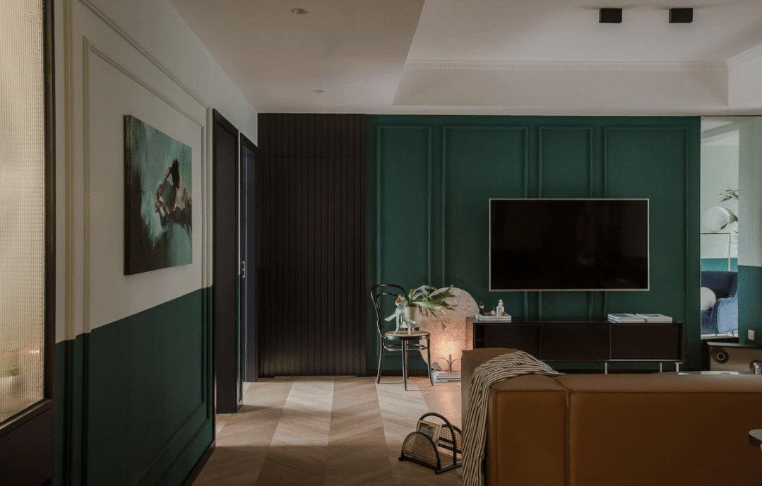 墨绿色|打造的100㎡甜蜜婚房:折叠窗+复古墨绿色,高级有质感