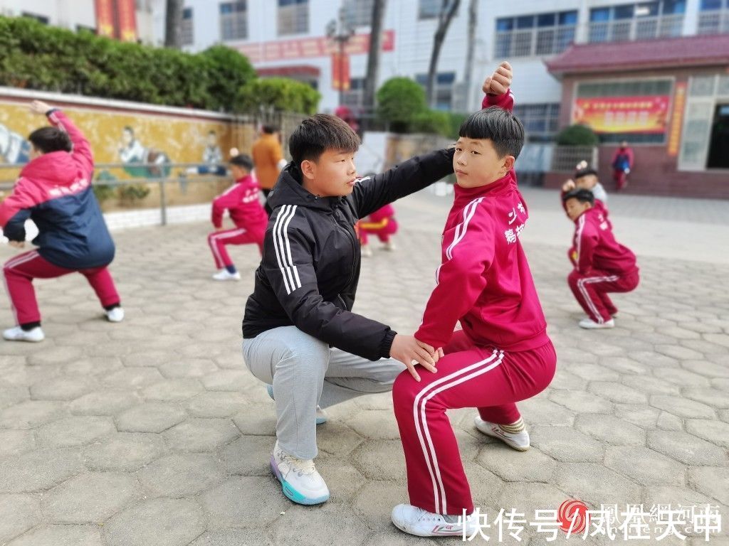 锦旗|鹅坡武校收到跨越300余公里的锦旗