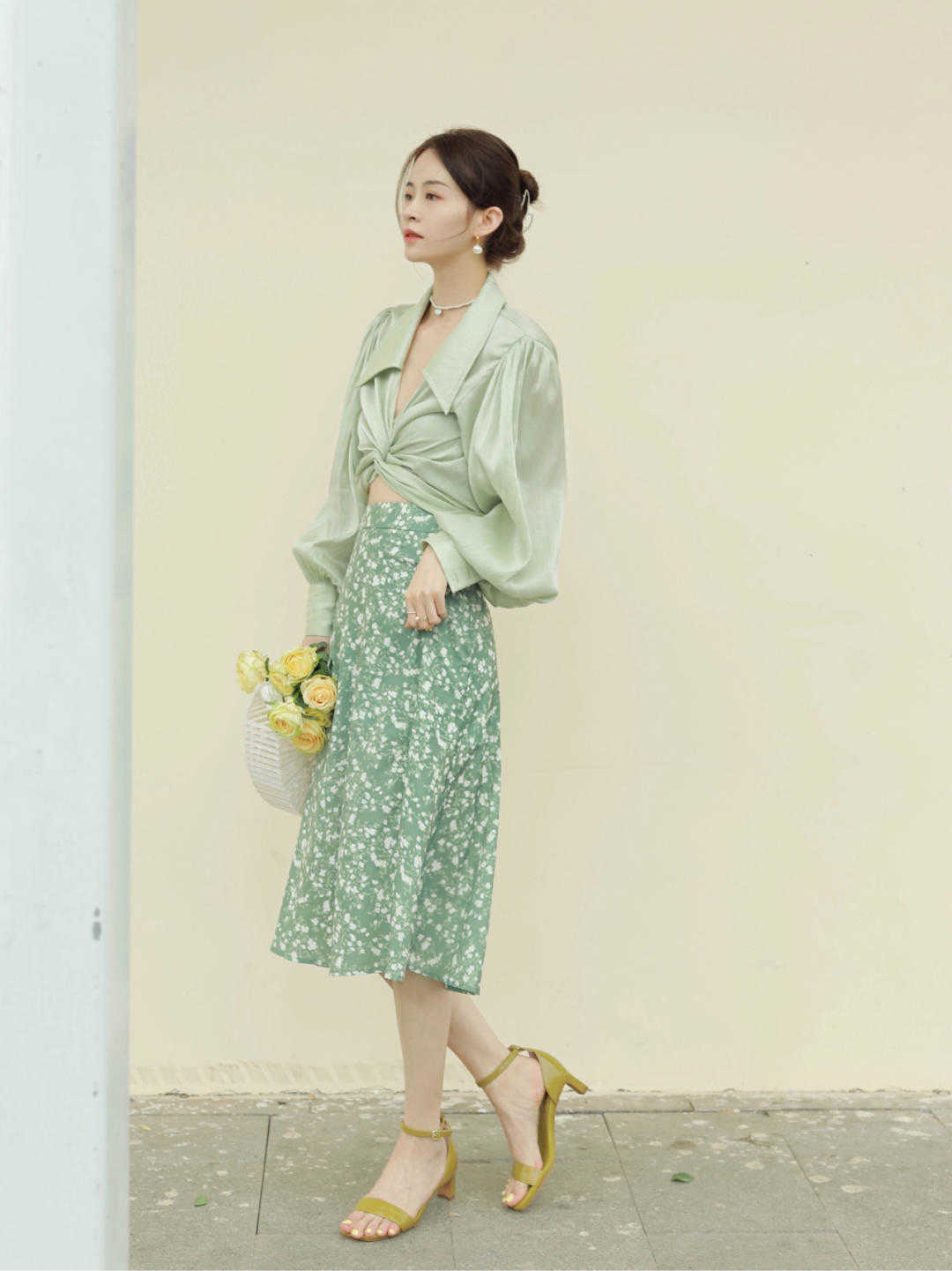 高跟鞋|初秋这样穿“裙子”优雅大方又显气质,显高显瘦还百搭,值得借鉴