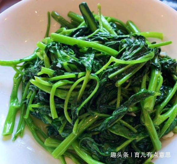 四月少吃肉，多吃它，准时上厕所，促进消化，排出毒素，口臭没了