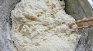 开水|烙饼时,别再傻傻的只用开水和凉水了,应该用它,香软还出层