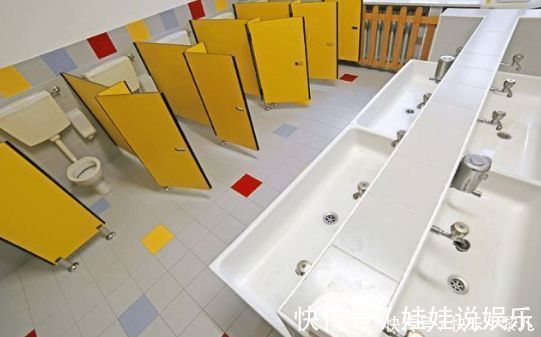 胎儿|孕晚期上厕所,孕妈牢记3点一定别因小失大,伤害到胎儿